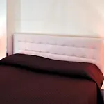 Bb Bocconi Hotel apartamentowy