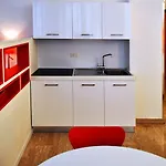 Lägenhetshotell Bb Bocconi Milano