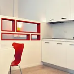 Bb Bocconi Lägenhetshotell Milano